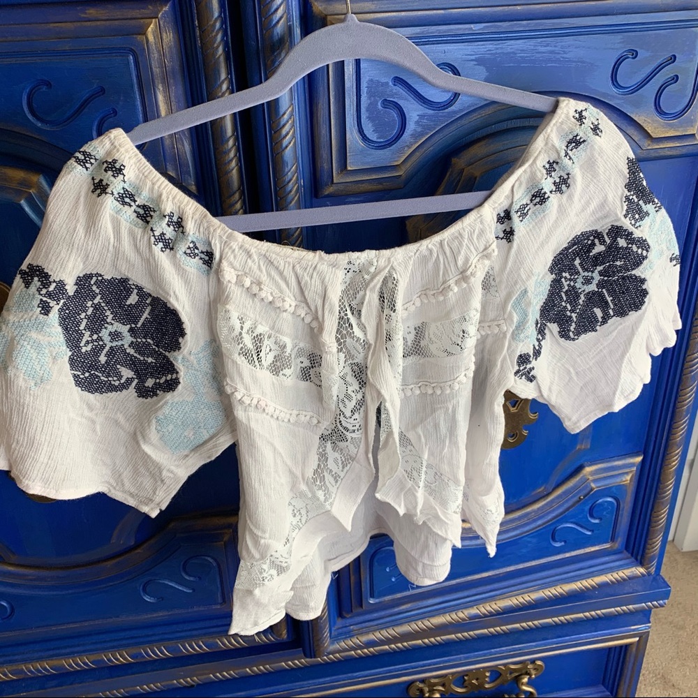 Buckle Gimmicks BKE Off Shoulder Crop Top Small - Picture 2 of 2